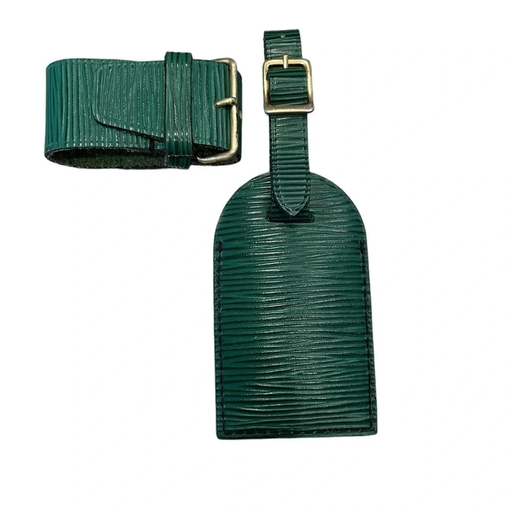 Rare Louis Vuitton Borneo Green Epi Leather Luggage Tag with Poignet France